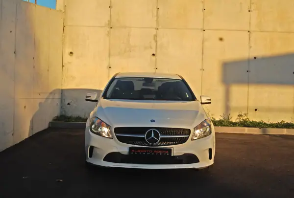 Mercedes-Benz A 180 2017 — photo 3 of 11
