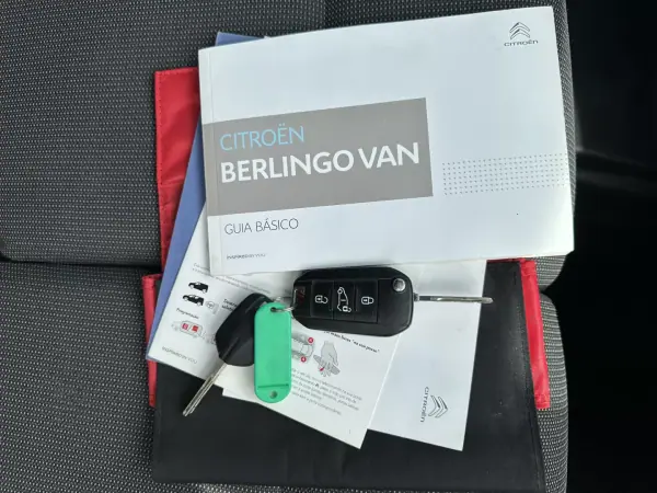 Citroën Berlingo 1.5 Hdi 2019 - 9900 EUR, 180000 km - AUTO.MOTO.pt - 180000km - foto 43 de 43