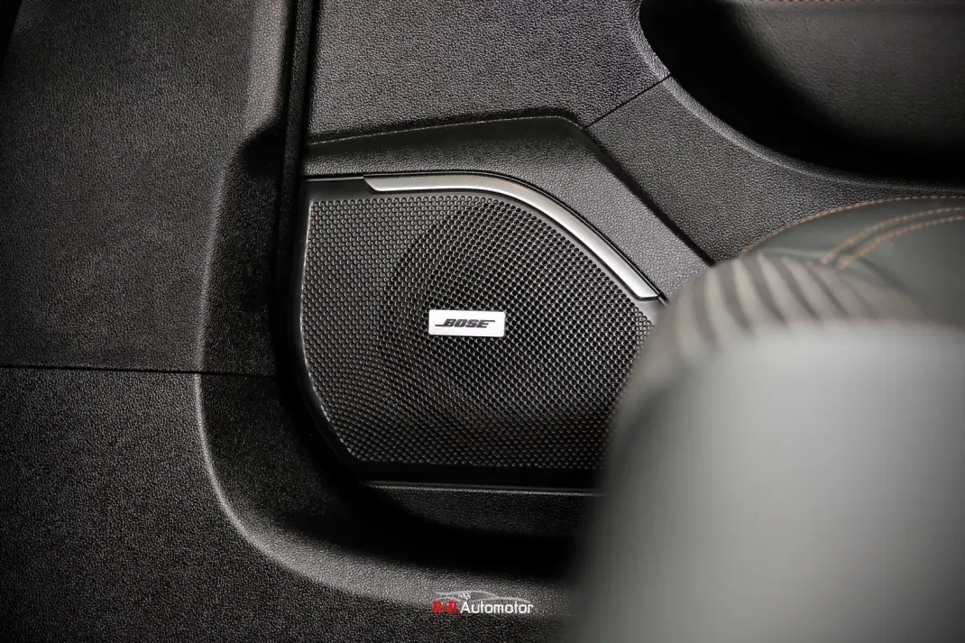 Renault Talisman Sport Tourer 2016 - 14750 EUR, 104000 km - AUTO.MOTO.pt - 104000km - foto 20 de 46