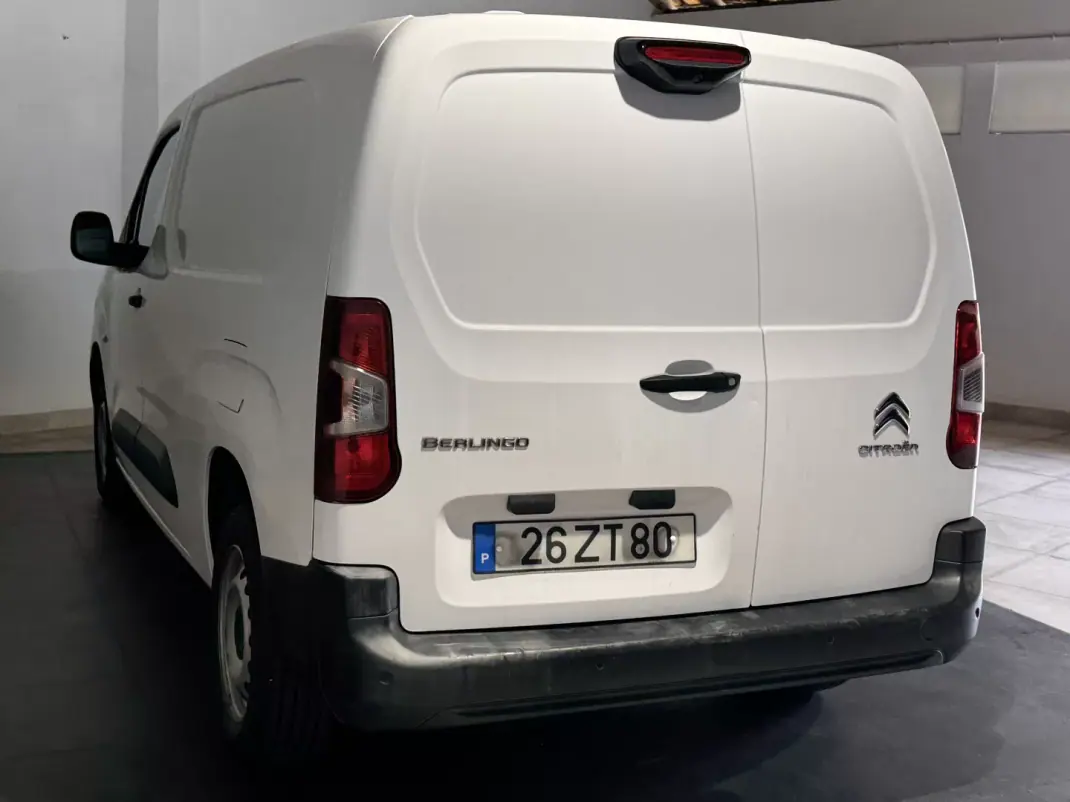 Citroën 2020 - 16500 EUR, 144542 km - AUTO.MOTO.pt - 144542km - foto 7 de 19