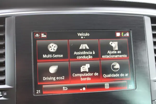 Renault Mégane 2021 - 16490 EUR, 165000 km - AUTO.MOTO.pt - 165000km - foto 27 de 30