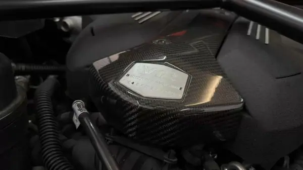 Lamborghini Aventador 2012 - 349900 EUR, 17929 km - AUTO.MOTO.pt - 17929km - foto 36 de 39