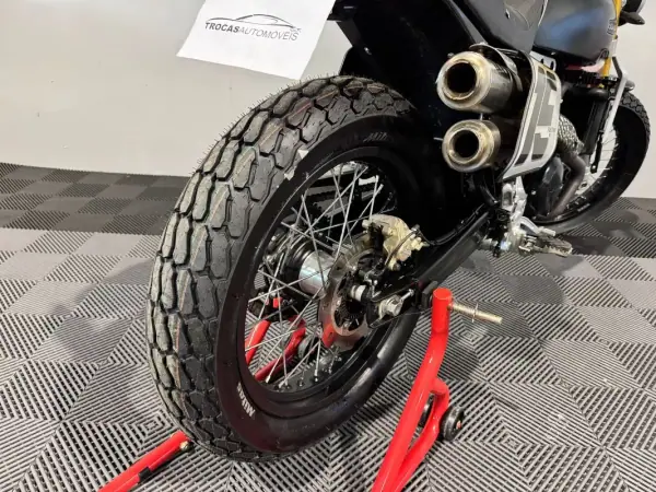 2022 - 5750 EUR, 5500 km - AUTO.MOTO.pt - 5500km - foto 13 de 27