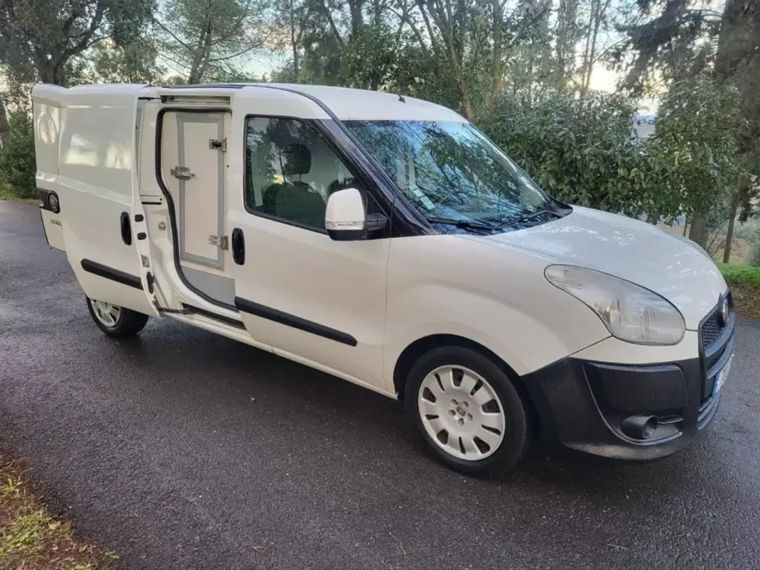 Fiat 2011 - 7250 EUR, 489563 km - AUTO.MOTO.pt - 489563km - foto 17 de 20