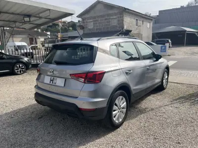 SEAT Arona 2023 - 15990 EUR, 60500 km - AUTO.MOTO.pt - 60500km - foto 5 de 18