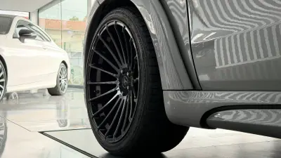 Mercedes-Benz GLE 63 AMG 2015 - 99990 EUR, 149475 km - AUTO.MOTO.pt - 149475km - foto 33 de 42