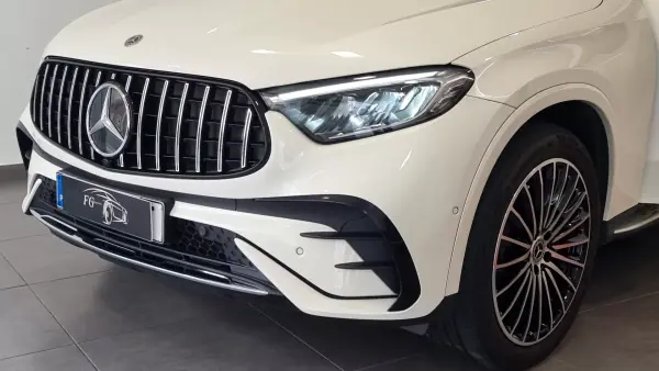 Mercedes-Benz GLC 220 2023 - 63900 EUR, 29182 km - AUTO.MOTO.pt - 29182km - foto 10 de 35