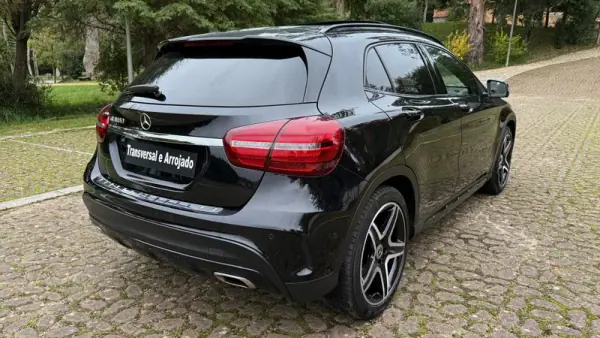 Mercedes-Benz GLA 180 2020 - 25750 EUR, 160000 km - AUTO.MOTO.pt - 160000km - foto 19 de 23