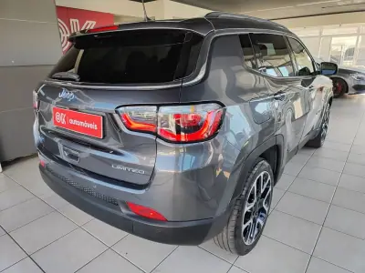 Jeep Compass 2021 - 22500 EUR, 107000 km - AUTO.MOTO.pt - 107000km - foto 11 de 45