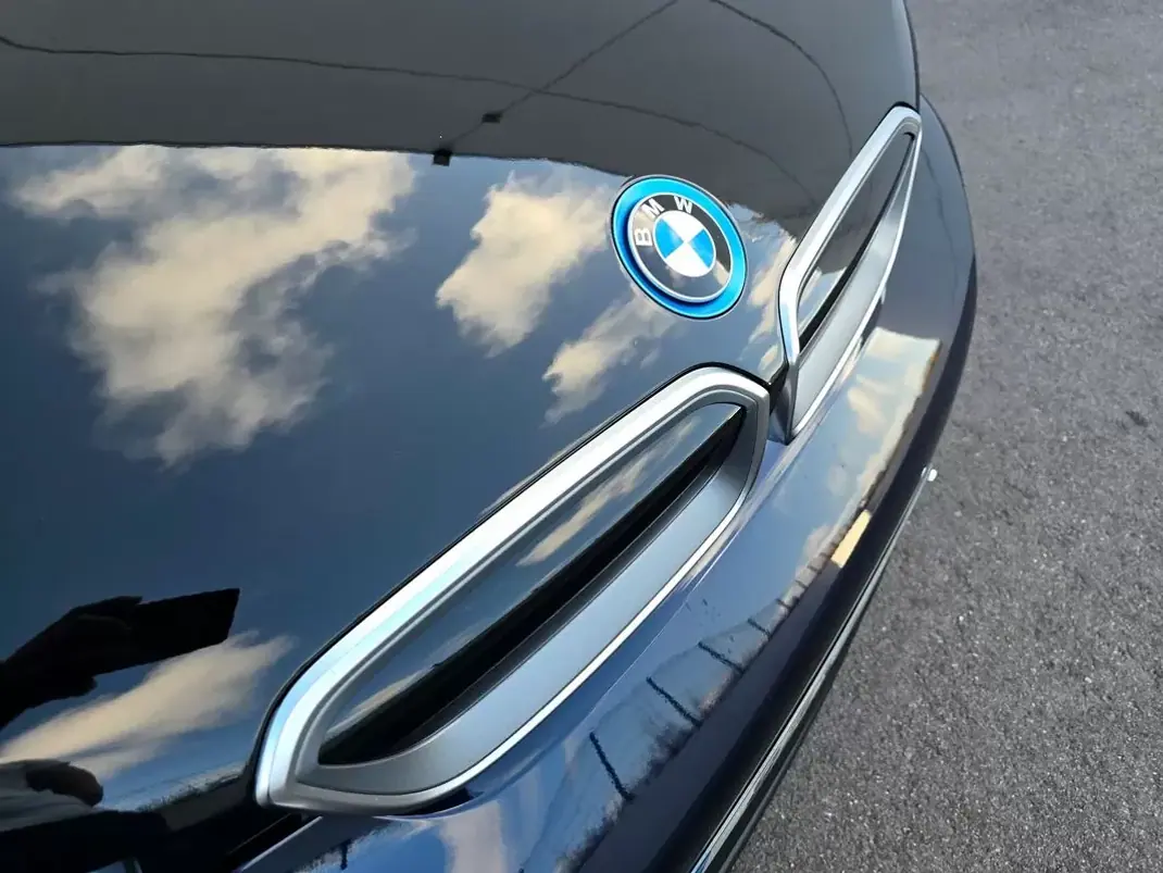 BMW i3 2019 - 12500 EUR, 216000 km - 216000km - foto 5 de 35
