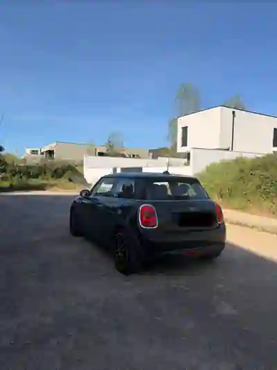 MINI One 2018 - 8000 EUR, 210000 km - AUTO.MOTO.pt - 210000km - foto 6 de 11