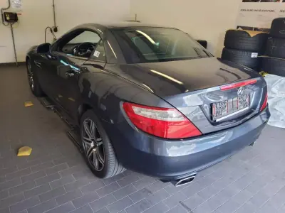 Mercedes-Benz SLK 200 2012 - 19990 EUR, 142000 km - AUTO.MOTO.pt - 142000km - foto 2 de 11