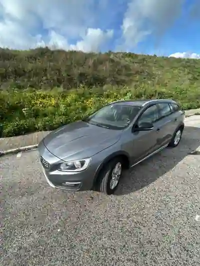 Volvo V60 Cross Country 2016 — foto 3 de 12