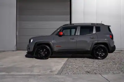 Jeep Renegade 2020 - 27500 EUR, 24000 km - AUTO.MOTO.pt - 24000km - foto 4 de 42