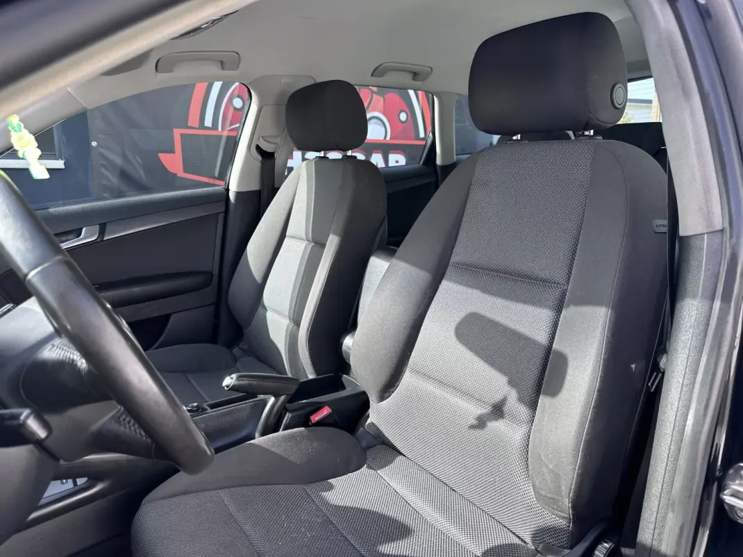 Audi A3 Sportback 2009 - 6500 EUR, 330000 km - AUTO.MOTO.pt - 330000km - foto 25 de 35