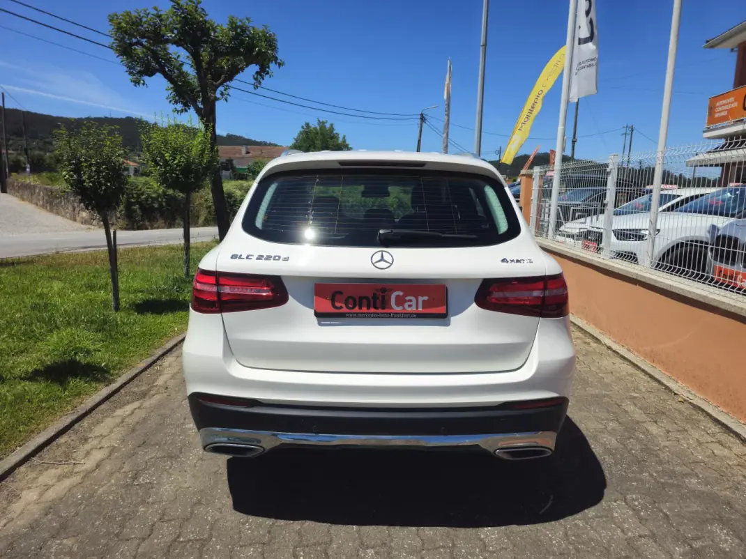 Mercedes-Benz GLC 220 2017 - 27500 EUR, 144800 km - AUTO.MOTO.pt - 144800km - foto 5 de 15