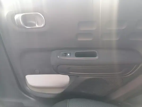 Citroën C3 2019 - 11400 EUR, 55827 km - 55827km - foto 13 de 19