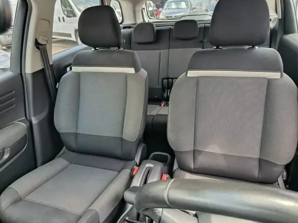 Citroën C3 Aircross 2019 - 10900 EUR, 132009 km - AUTO.MOTO.pt - 132009km - foto 20 de 20