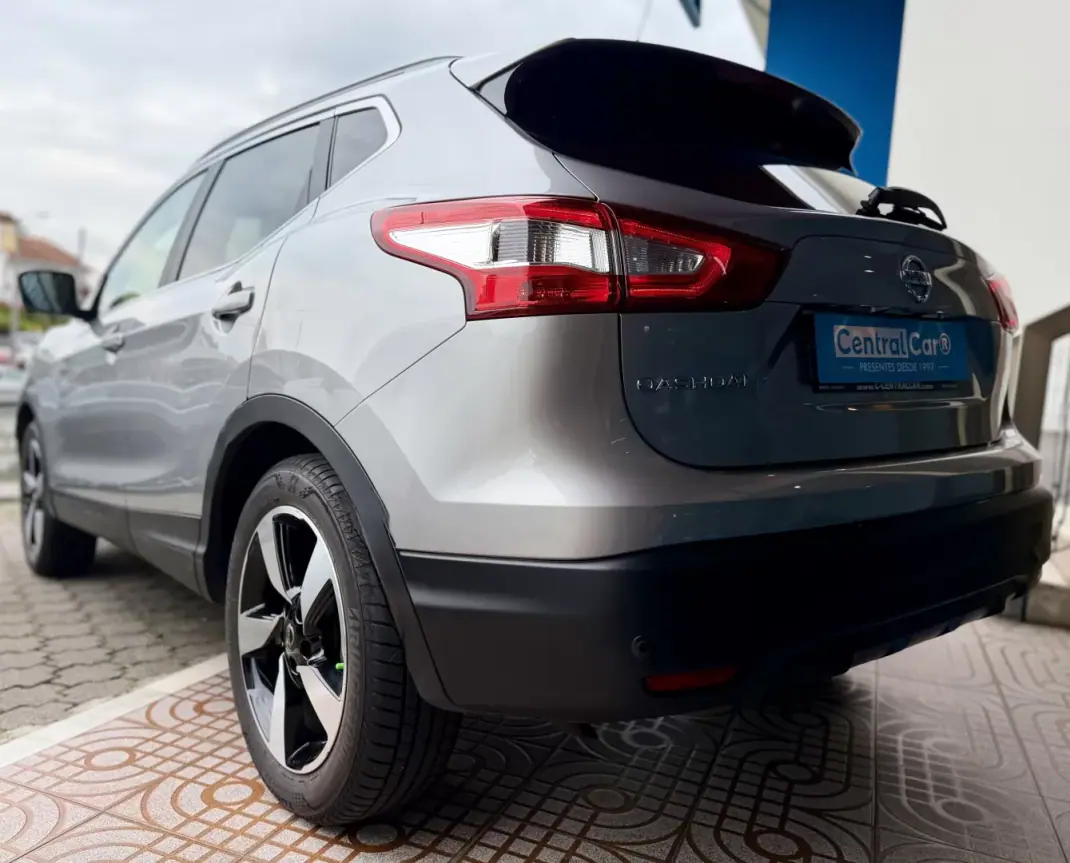 Nissan Qashqai 2016 - 15950 EUR, 76000 km - AUTO.MOTO.pt - 76000km - foto 6 de 26