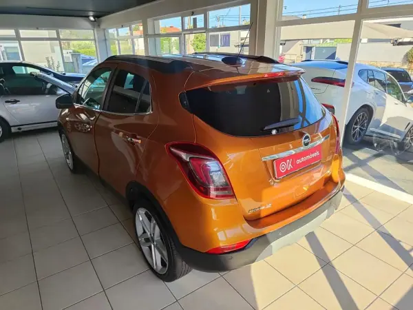 Opel Mokka X 2016 - 10250 EUR, 218000 km - AUTO.MOTO.pt - 218000km - foto 8 de 37