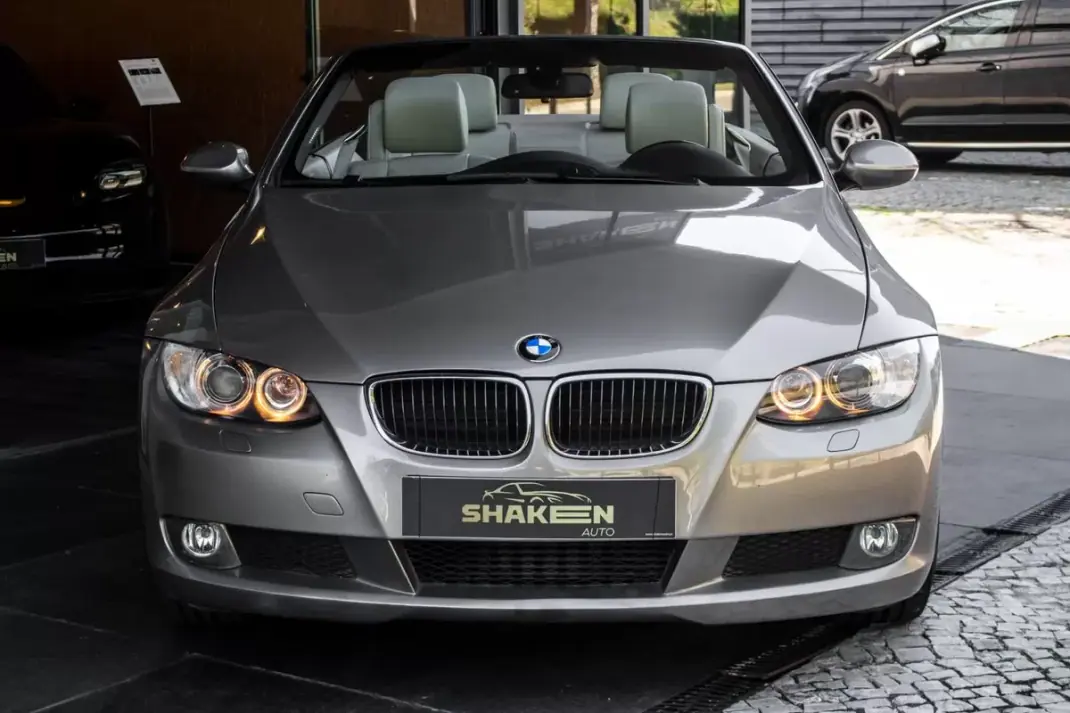 BMW 320 2008 - 15900 EUR, 111378 km - AUTO.MOTO.pt - 111378km - foto 10 de 40