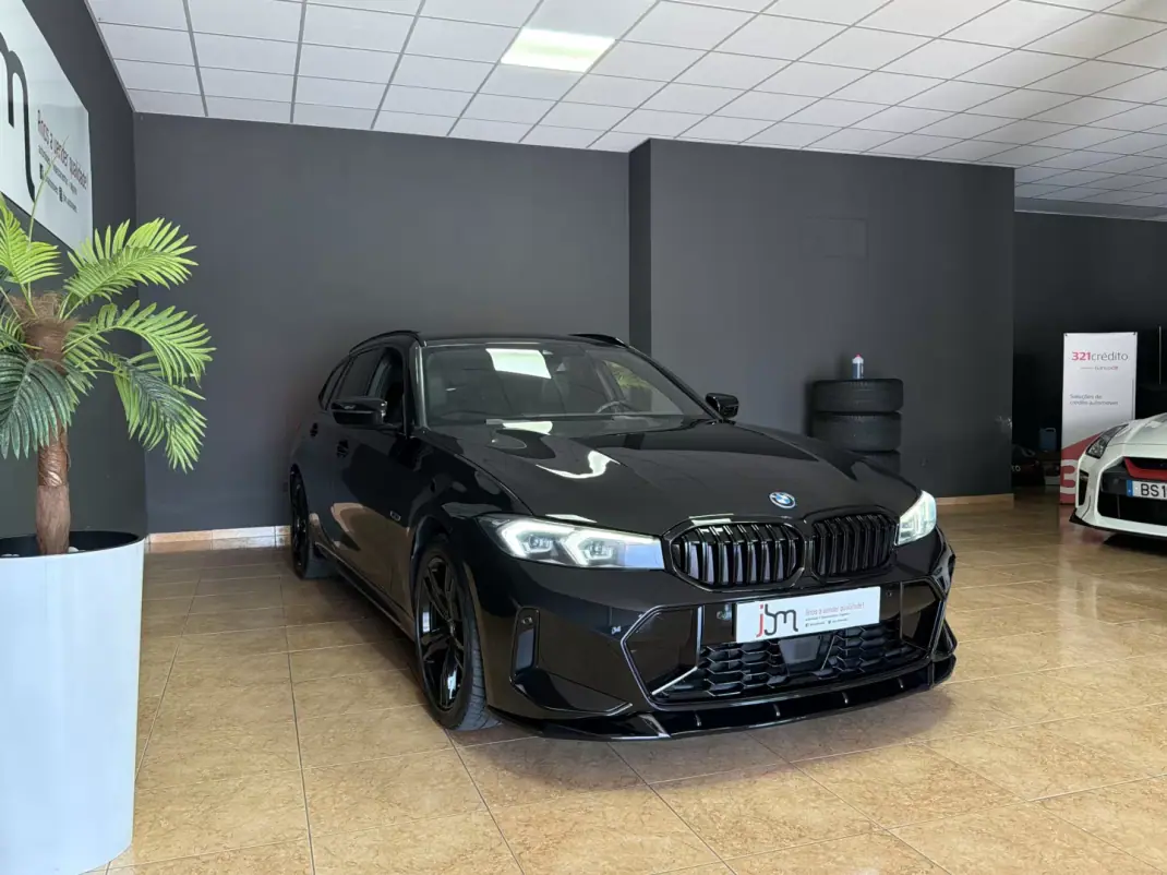 BMW 320 2023 - 32990 EUR, 169897 km - 169897km - foto 3 de 17