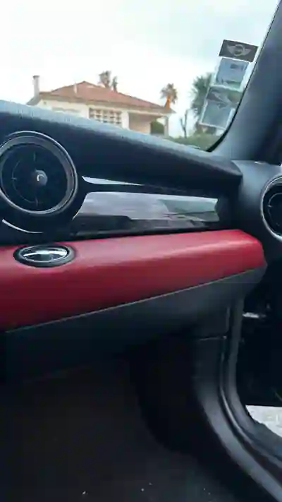 MINI John Cooper Works 2012 - 14990 EUR, 165000 km - AUTO.MOTO.pt - 165000km - foto 8 de 12