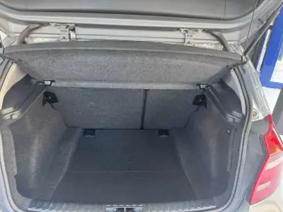 BMW 118 2010 - 9500 EUR, 241971 km - AUTO.MOTO.pt - 241971km - foto 15 de 28