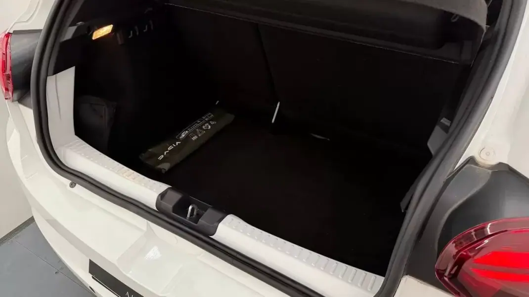 Dacia Sandero 2025 - 14990 EUR, 20225 km - AUTO.MOTO.pt - 20225km - foto 17 de 29