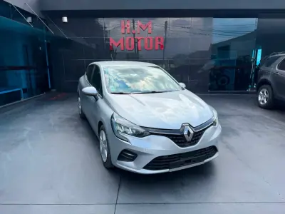 Renault Clio 2021 - 122000km
