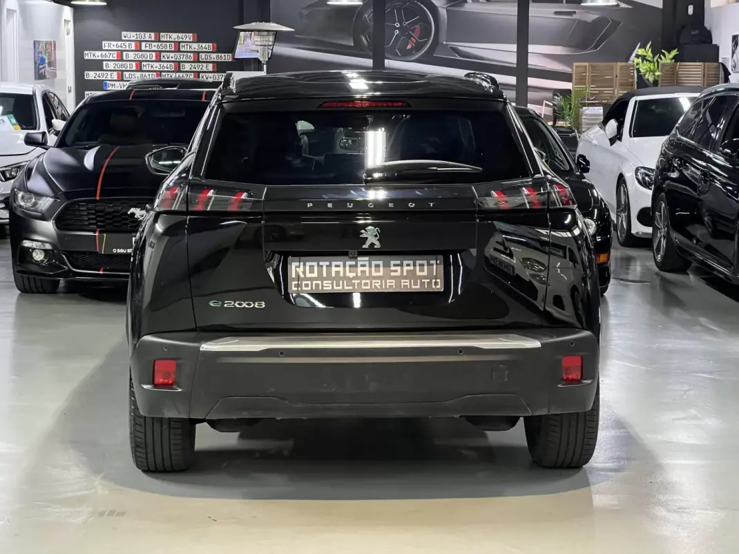 Peugeot e-2008 2020 - 18990 EUR, 50000 km - AUTO.MOTO.pt - 50000km - foto 49 de 51