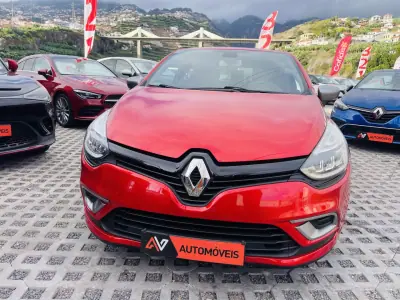 Renault Clio 2018 — foto 2 de 12