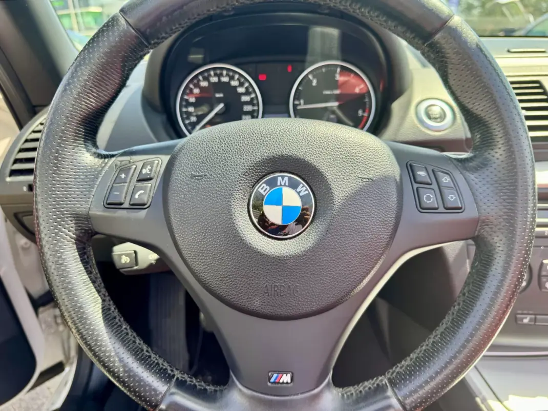 BMW 120 2010 - 14950 EUR, 159000 km - AUTO.MOTO.pt - 159000km - foto 16 de 24