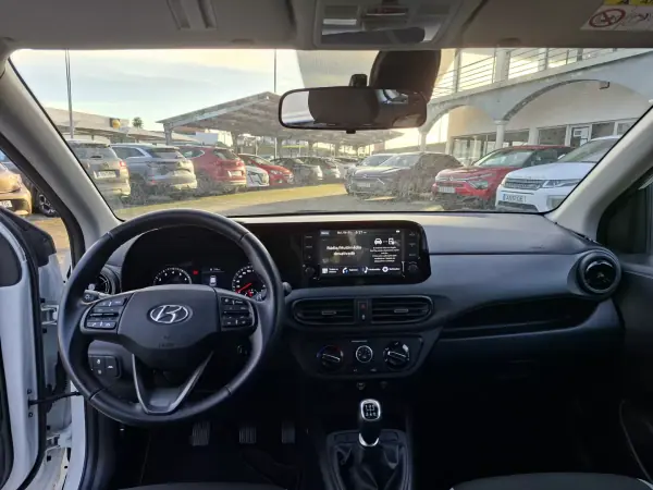 Hyundai i10 2023 - 14750 EUR, 61600 km - AUTO.MOTO.pt - 61600km - foto 14 de 28
