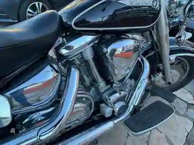 Yamaha XV 2005 - 8500 EUR, 42000 km - AUTO.MOTO.pt - 42000km - foto 6 de 23