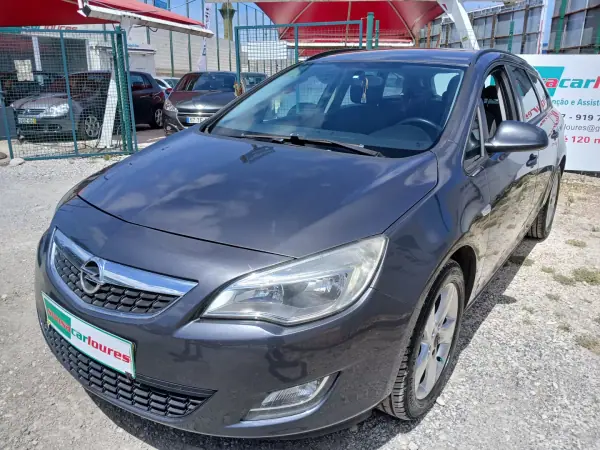 Opel Astra Sports Tourer 2011 - 6750 EUR, 153222 km - AUTO.MOTO.pt - 153222km - foto 3 de 25
