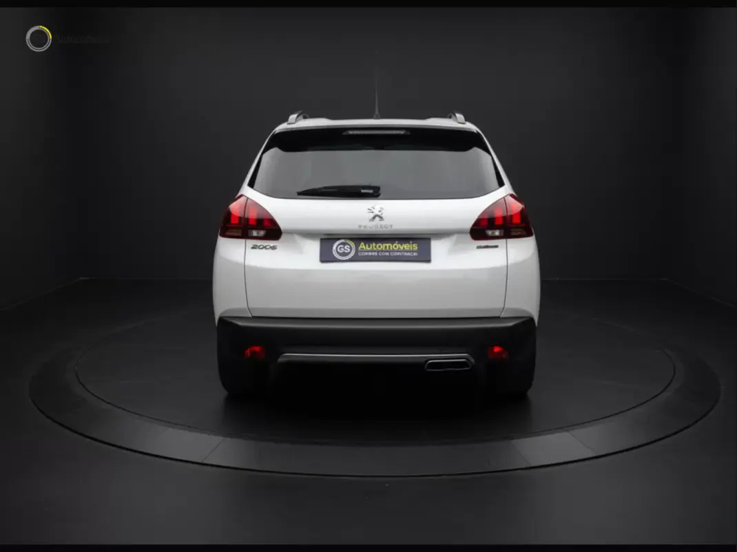 Peugeot 2008 2017 - 12990 EUR, 190000 km - AUTO.MOTO.pt - 190000km - foto 3 de 10