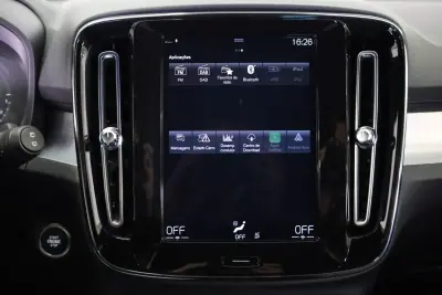 Volvo XC 40 2022 - 28990 EUR, 98750 km - AUTO.MOTO.pt - 98750km - foto 37 de 51