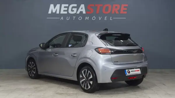 Peugeot 208 2024 - 16450 EUR, 29000 km - AUTO.MOTO.pt - 29000km - foto 5 de 31