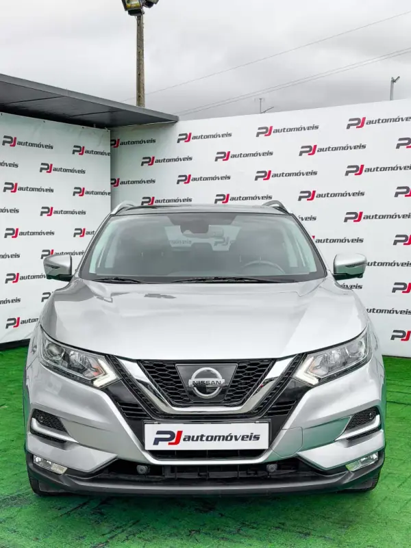 Nissan Qashqai 2018 - 17990 EUR, 95880 km - AUTO.MOTO.pt - 95880km - foto 3 de 27