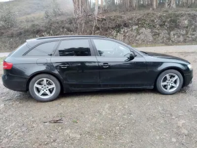 Audi A4 Avant 2014 - 15250 EUR, 170000 km - AUTO.MOTO.pt - 170000km - foto 8 de 25