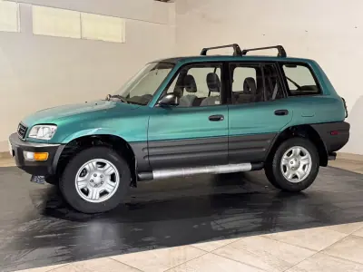 Toyota RAV4 1999 - 7900 EUR, 148900 km - AUTO.MOTO.pt - 148900km - foto 4 de 21