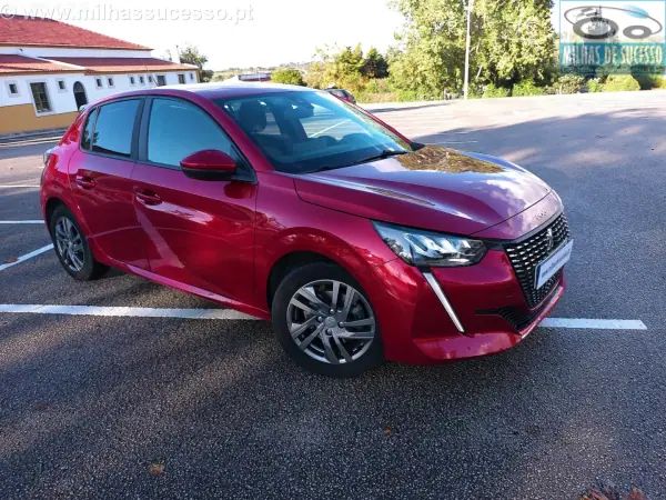 Peugeot 208 2021 - 14500 EUR, 40000 km - AUTO.MOTO.pt - 40000km - foto 26 de 35