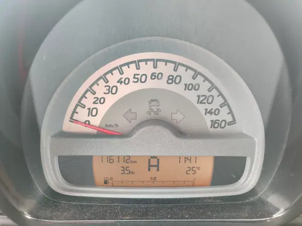 Smart ForTwo Coupé 2011 - 6900 EUR, 115000 km - 115000km - foto 16 de 23