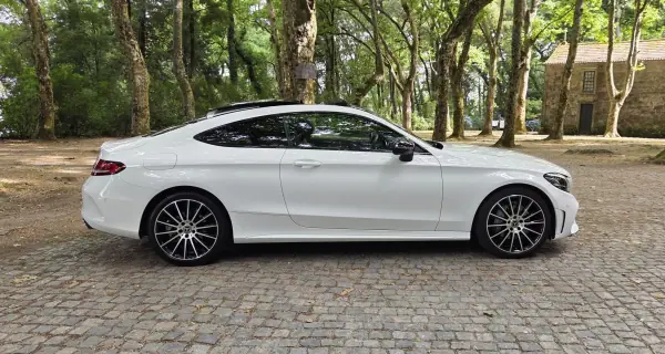 Mercedes-Benz C 220 2020 - 34950 EUR, 55000 km - AUTO.MOTO.pt - 55000km - foto 10 de 20