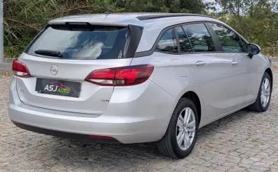 Opel Astra Sports Tourer 2018 - 6950 EUR, 251900 km - 251900km - foto 6 de 21