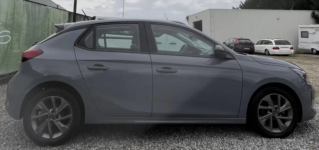 Opel Corsa 2023 - 15000 EUR, 39630 km - AUTO.MOTO.pt - 39630km - foto 10 de 19