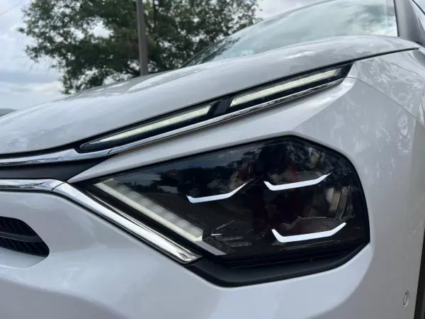 Citroën C4 2021 - 16250 EUR, 90000 km - AUTO.MOTO.pt - 90000km - foto 46 de 53