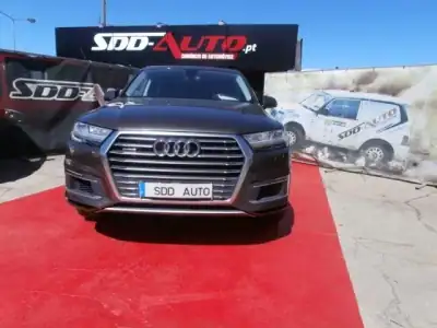 Audi Q7 2016 - 45000 EUR, 155902 km - AUTO.MOTO.pt - 155902km - foto 3 de 54
