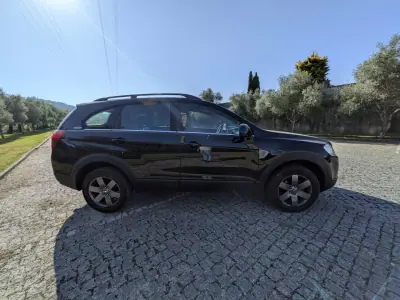 Chevrolet Captiva 2007 - 4990 EUR, 331000 km - AUTO.MOTO.pt - 331000km - foto 4 de 13